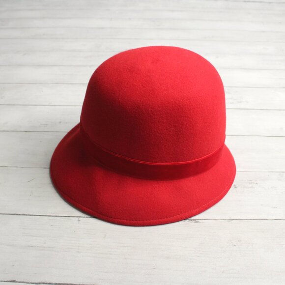 Croft & Barrow Women\'s Red Cloche Bucket Hat 100% Wool